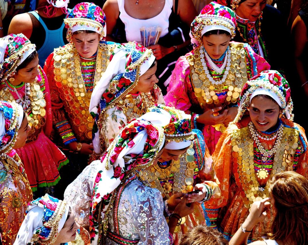 1. Olympos Karpathos Panigyri Dekapentavgoustou NikosGMastropavlos EudemoniaGR P8158363 2018 I